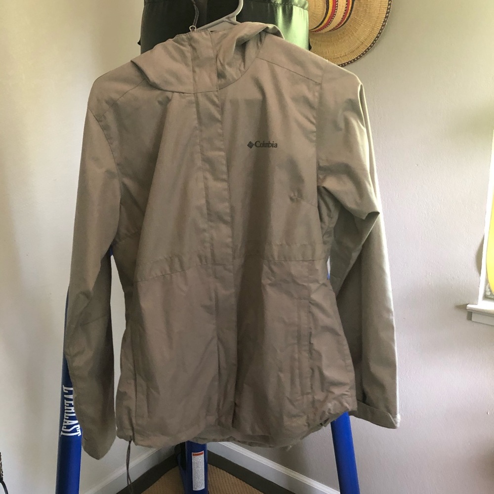 Columbia Rain Jacket - Picture 1 of 6